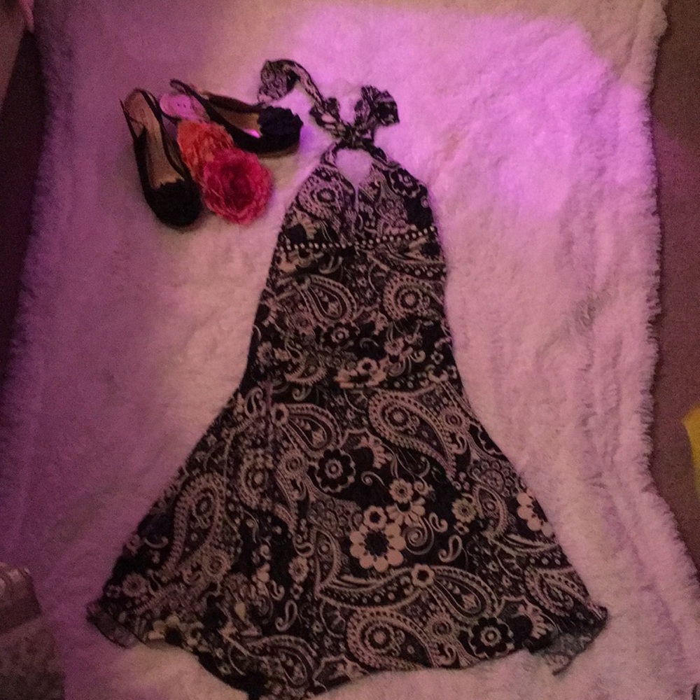 Halter dress